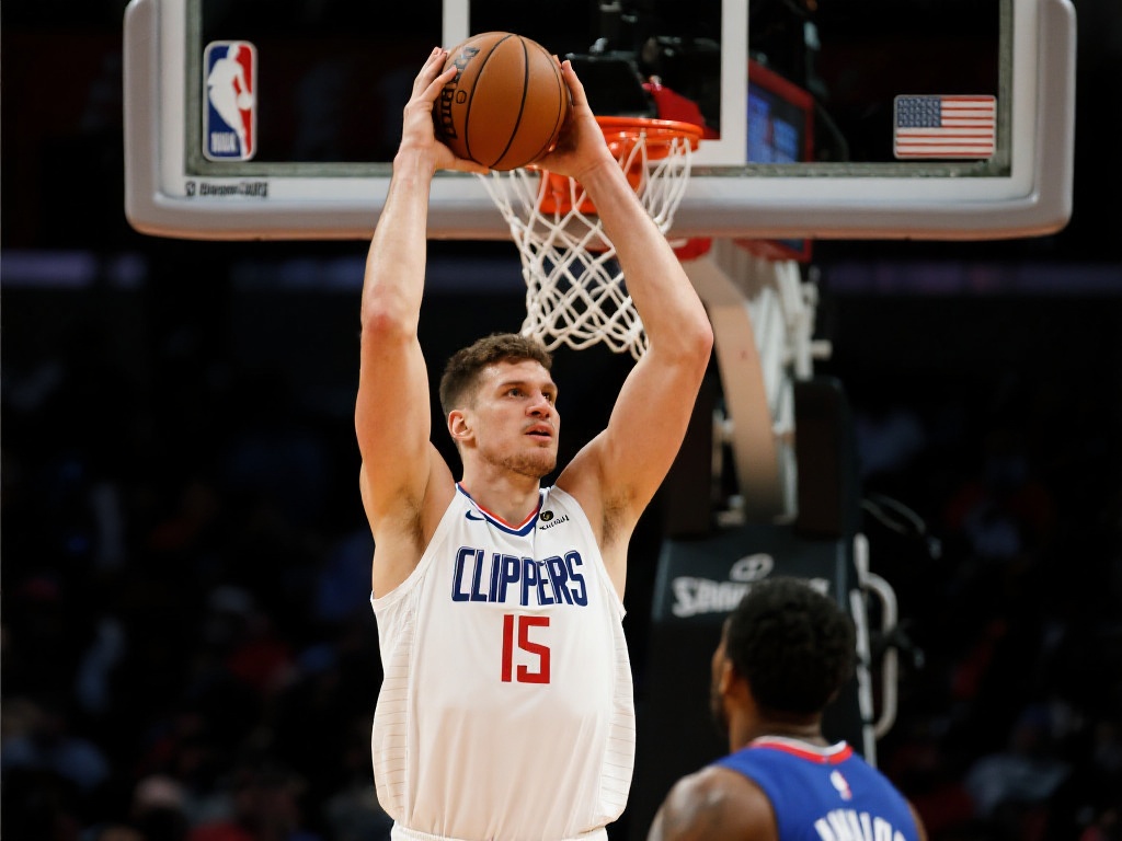 祖巴茨渴望防守荣誉：目标DPOY与最佳防守阵容，职业生涯奖项寥寥